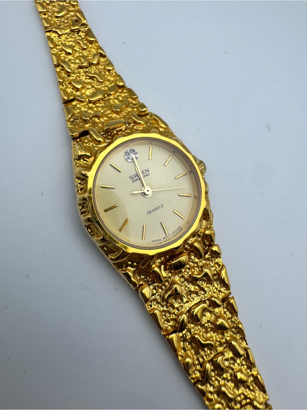 Vintage Gruen gold-tone quartz wristwatch - Picture 2 of 8